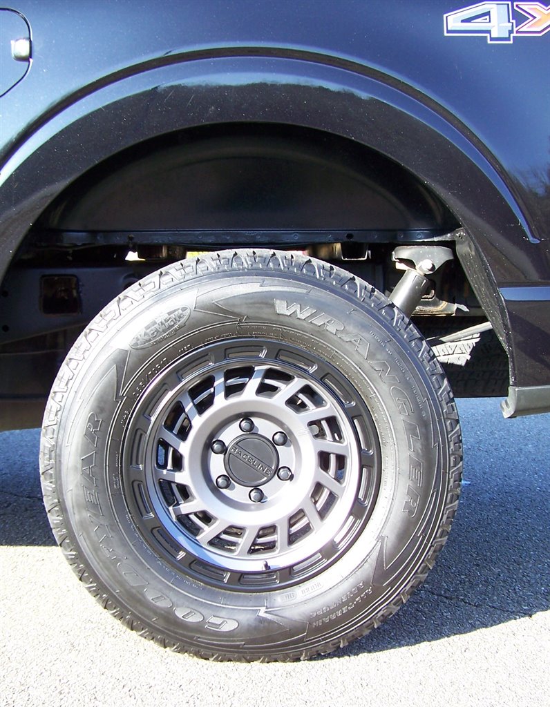 2022 Ford F-150 - $22,890