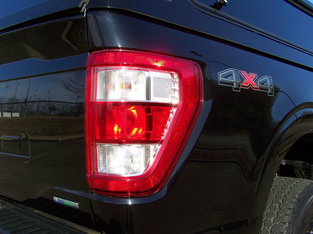 2022 Ford F-150 - $22,890