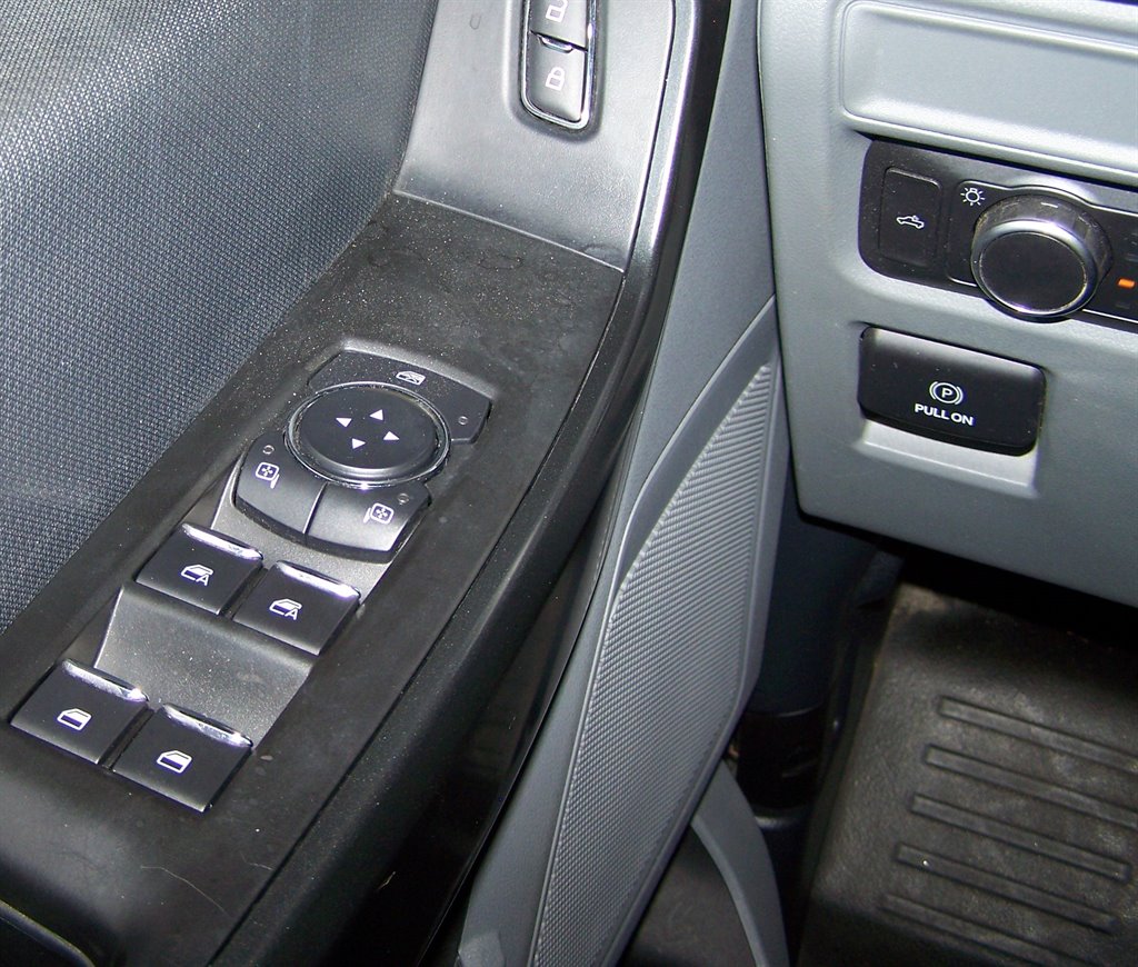 2022 Ford F-150 - $22,890
