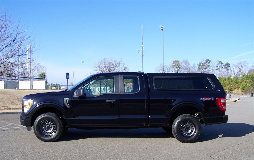 2022 Ford F-150 - $22,890
