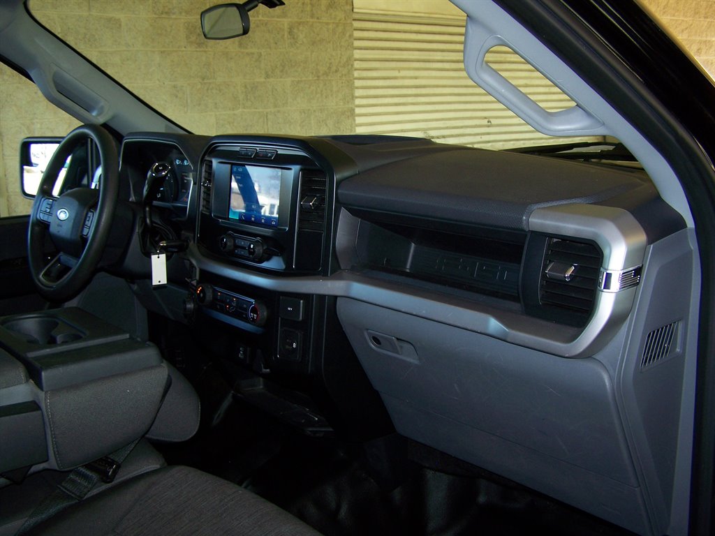 2022 Ford F-150 - $22,890