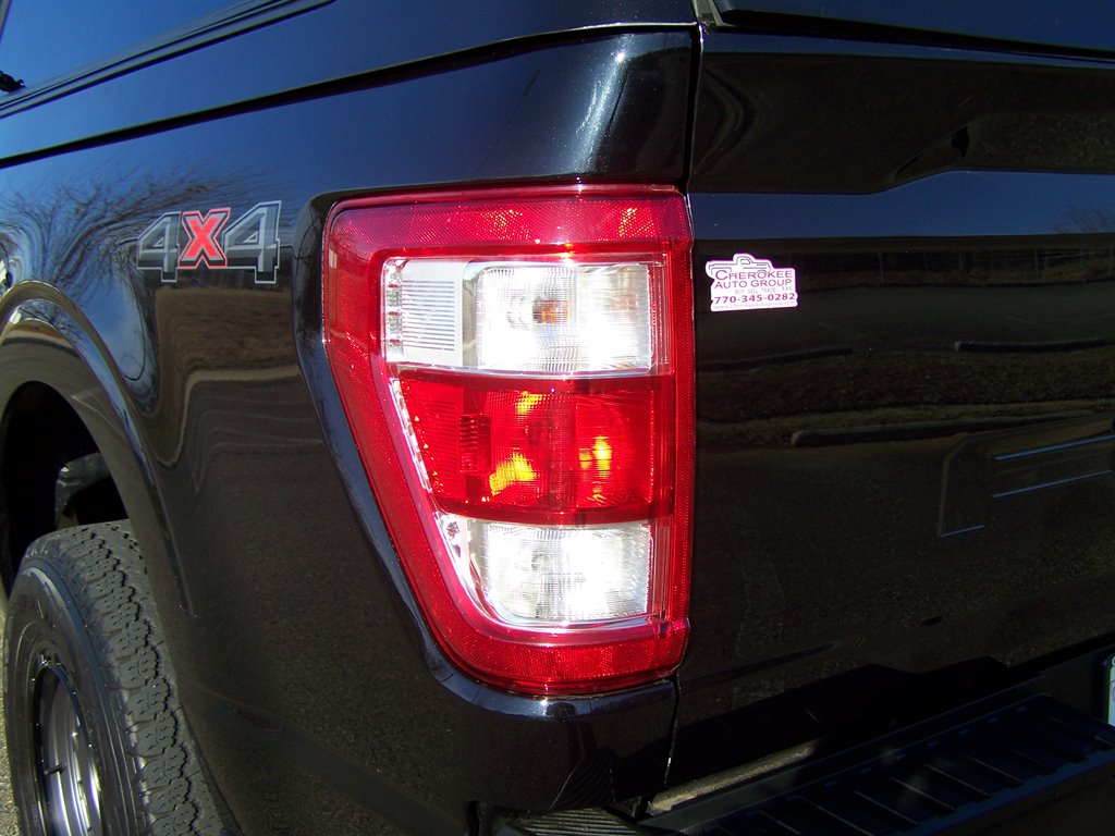 2022 Ford F-150 - $22,890