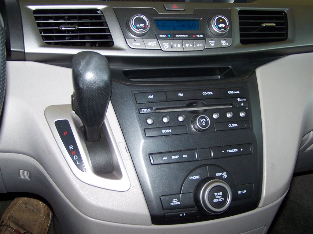2012 Honda Odyssey - $16,890