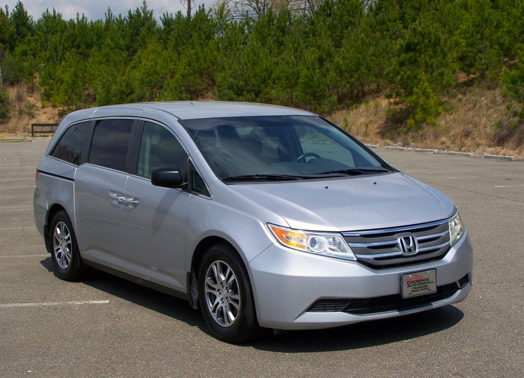 2012 Honda Odyssey - $16,890