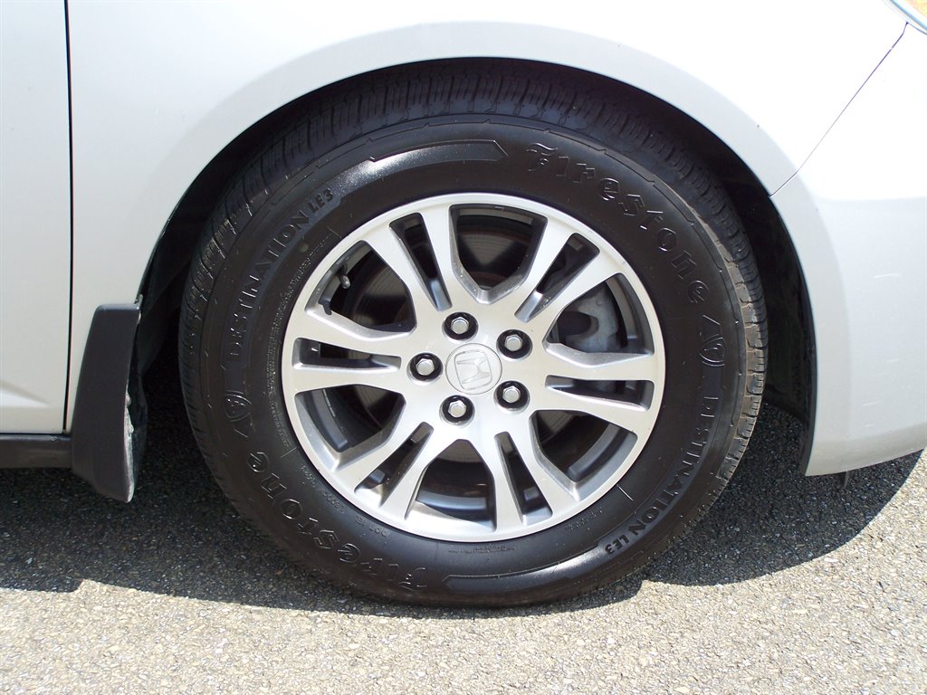 2012 Honda Odyssey - $16,890