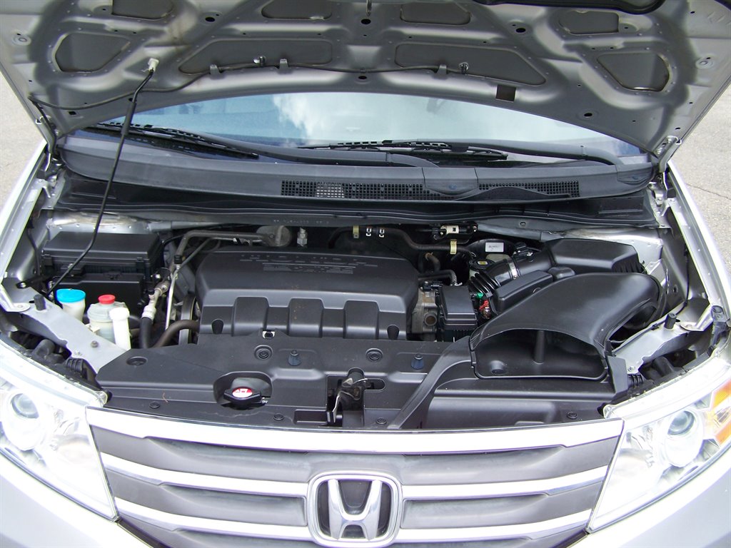 2012 Honda Odyssey - $16,890