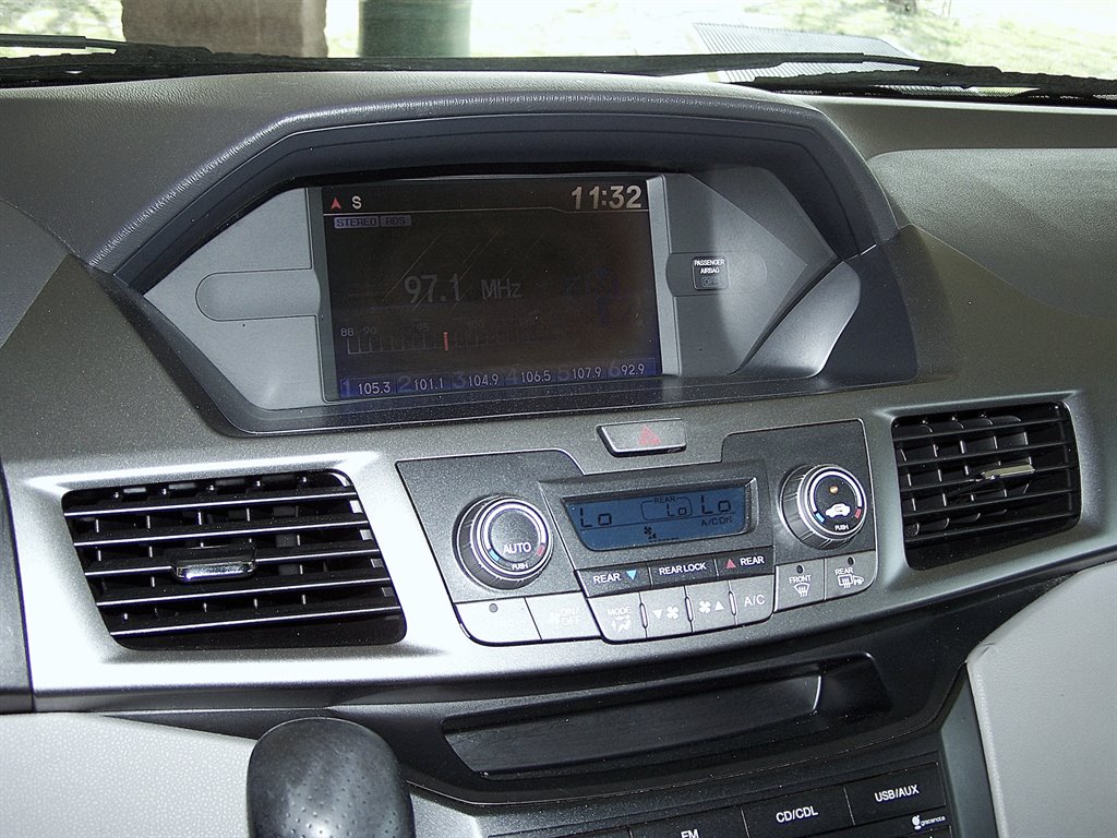 2012 Honda Odyssey - $16,890