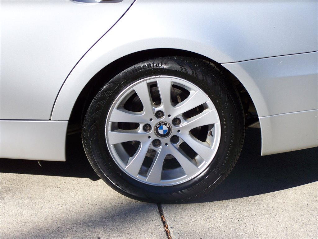 2007 BMW 328xi - $9,890