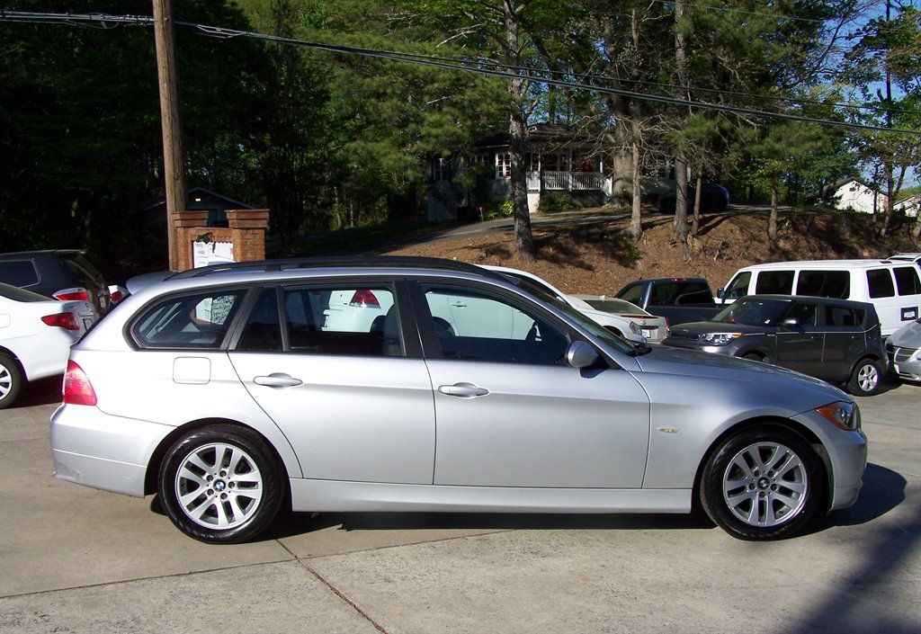 2007 BMW 328xi - $9,890