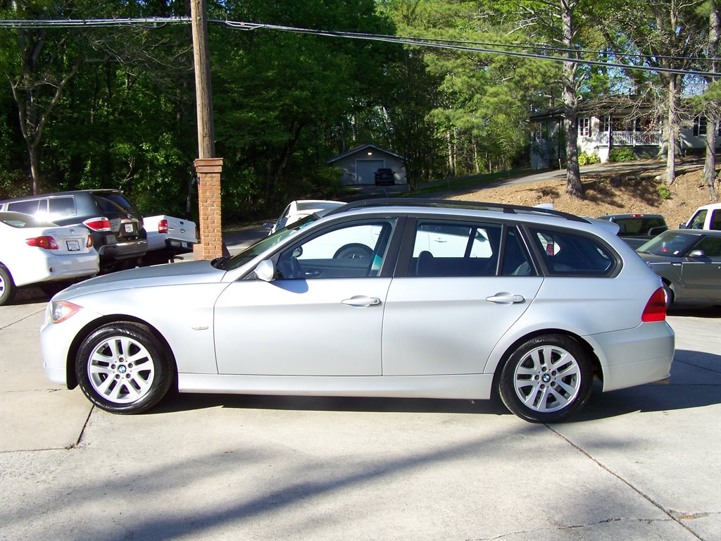 2007 BMW 328xi - $9,890