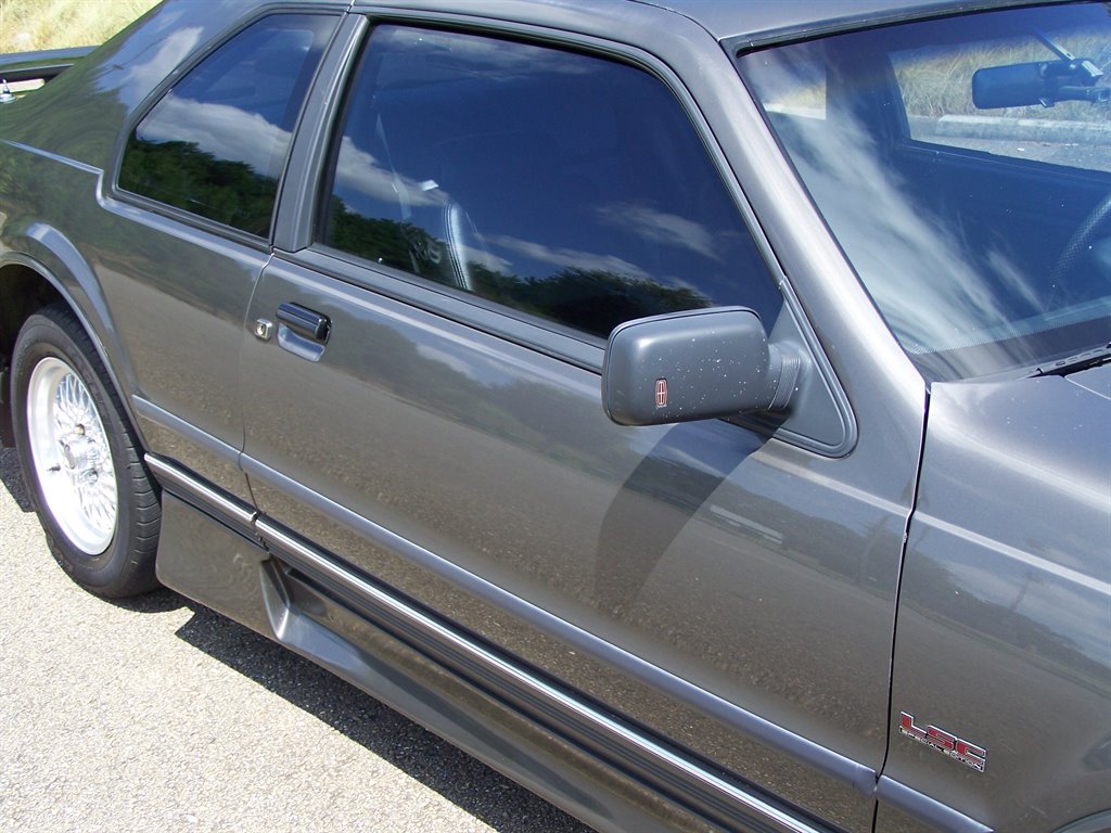 1990 Lincoln Mark - $16,890