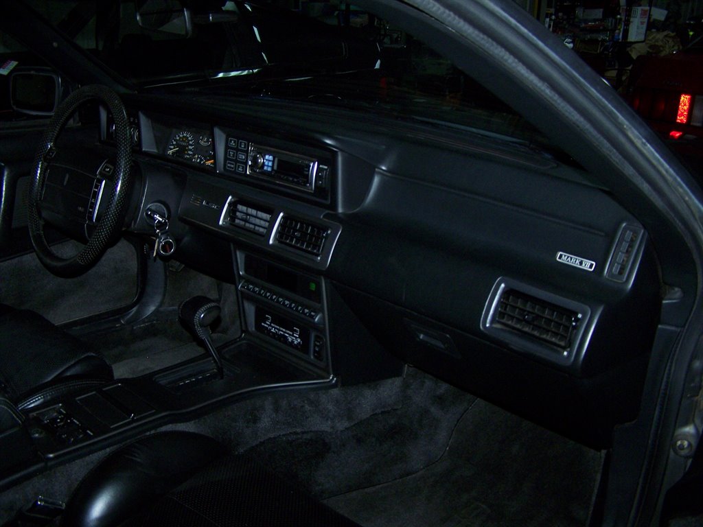 1990 Lincoln Mark - $16,890