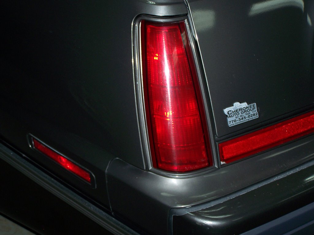 1990 Lincoln Mark - $16,890