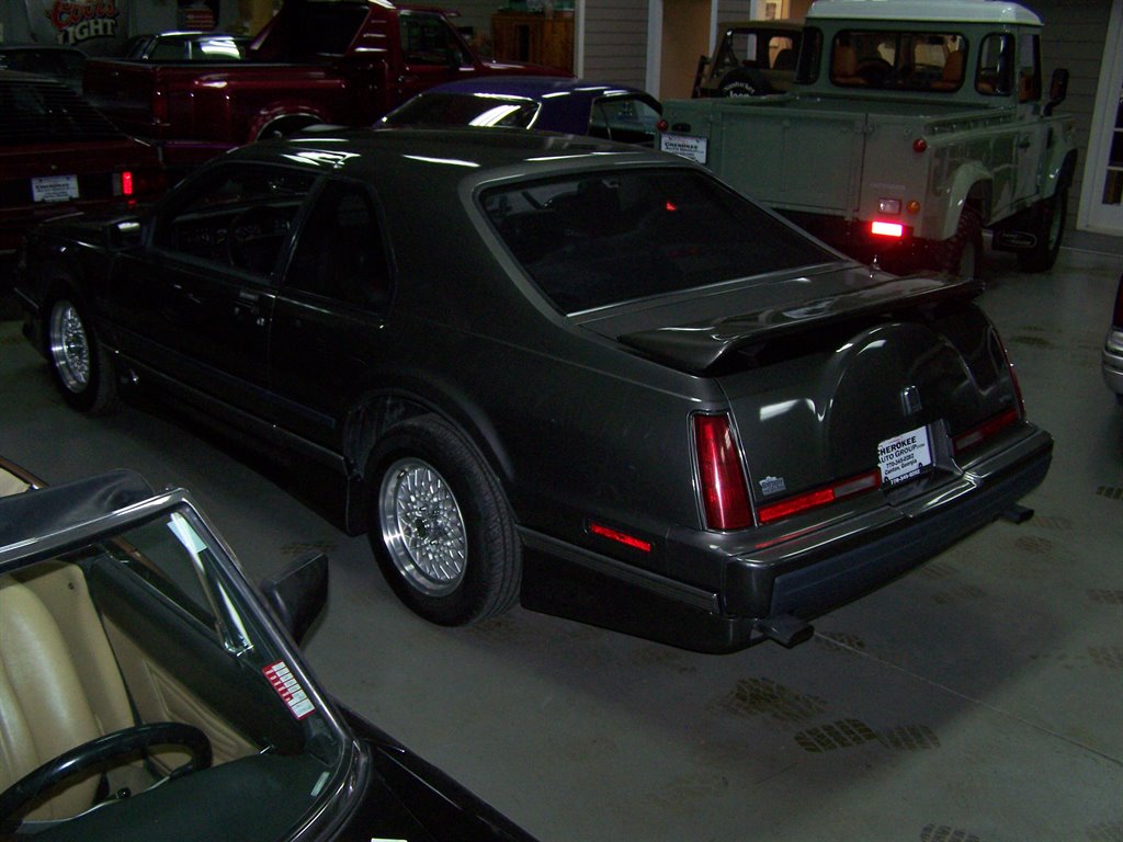 1990 Lincoln Mark - $16,890
