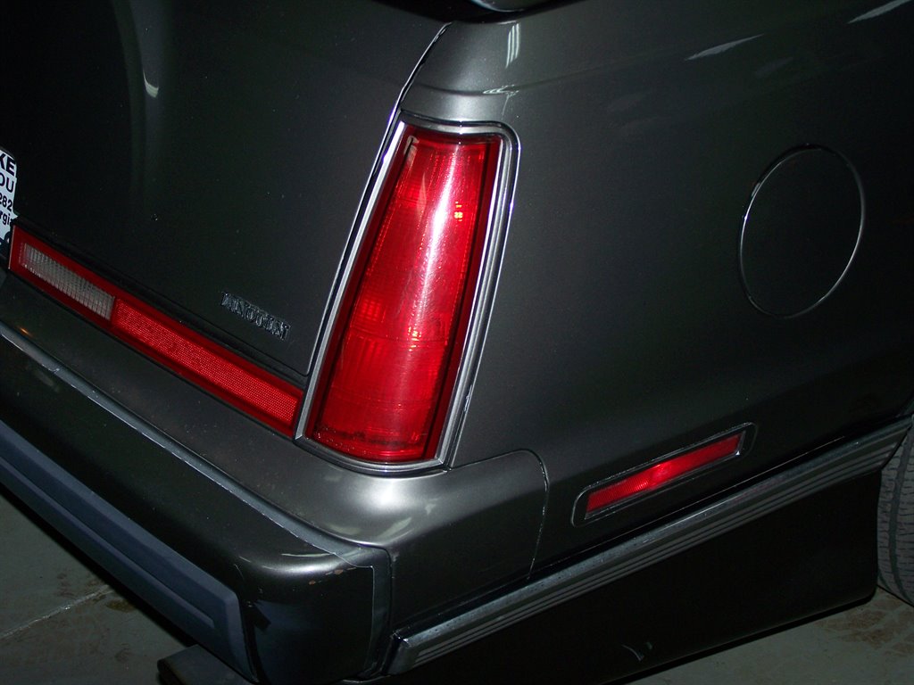 1990 Lincoln Mark - $16,890