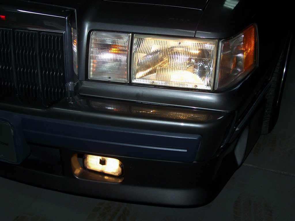 1990 Lincoln Mark - $16,890