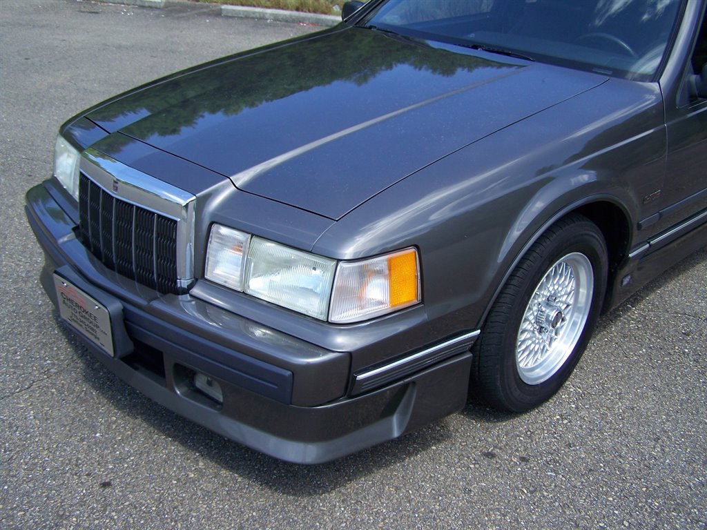 1990 Lincoln Mark - $16,890
