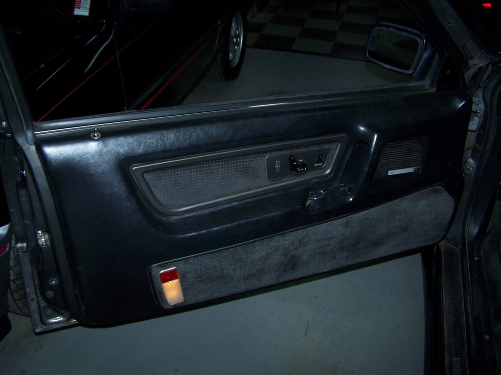 1990 Lincoln Mark - $16,890