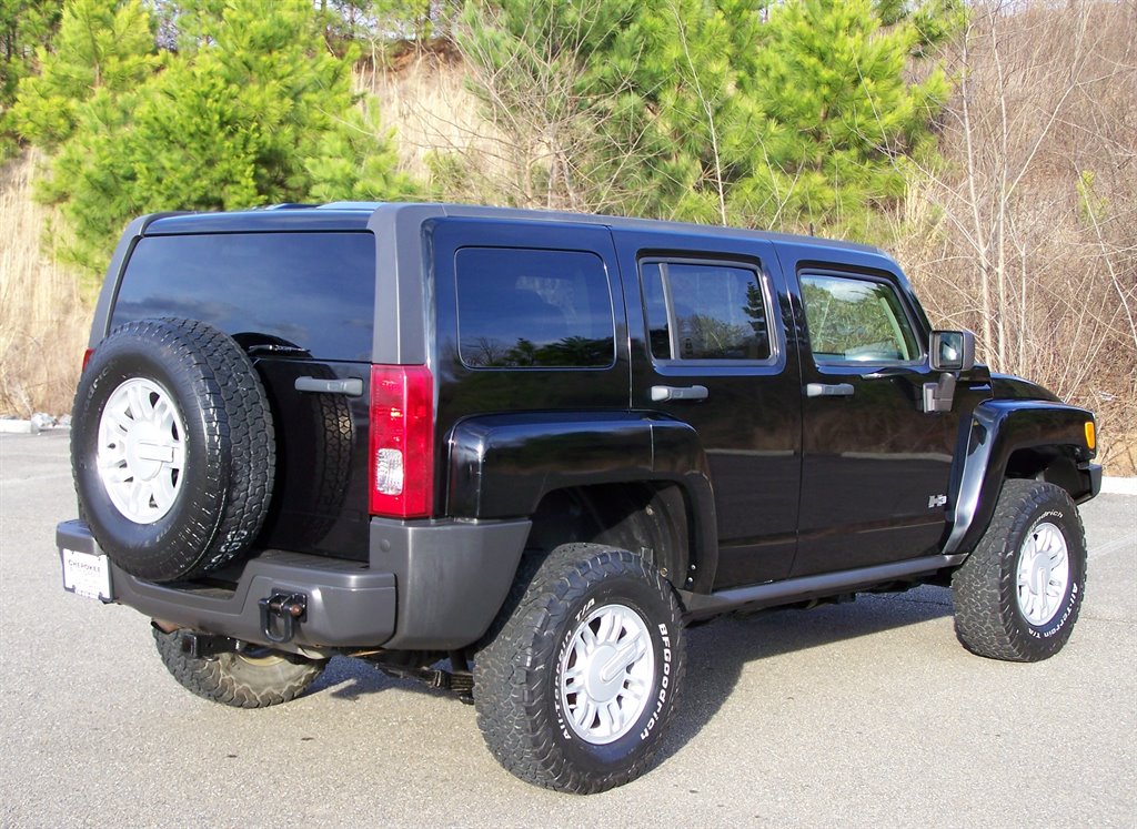 2009 HUMMER H3 - $18,990