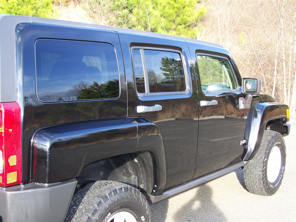 2009 HUMMER H3 - $18,990