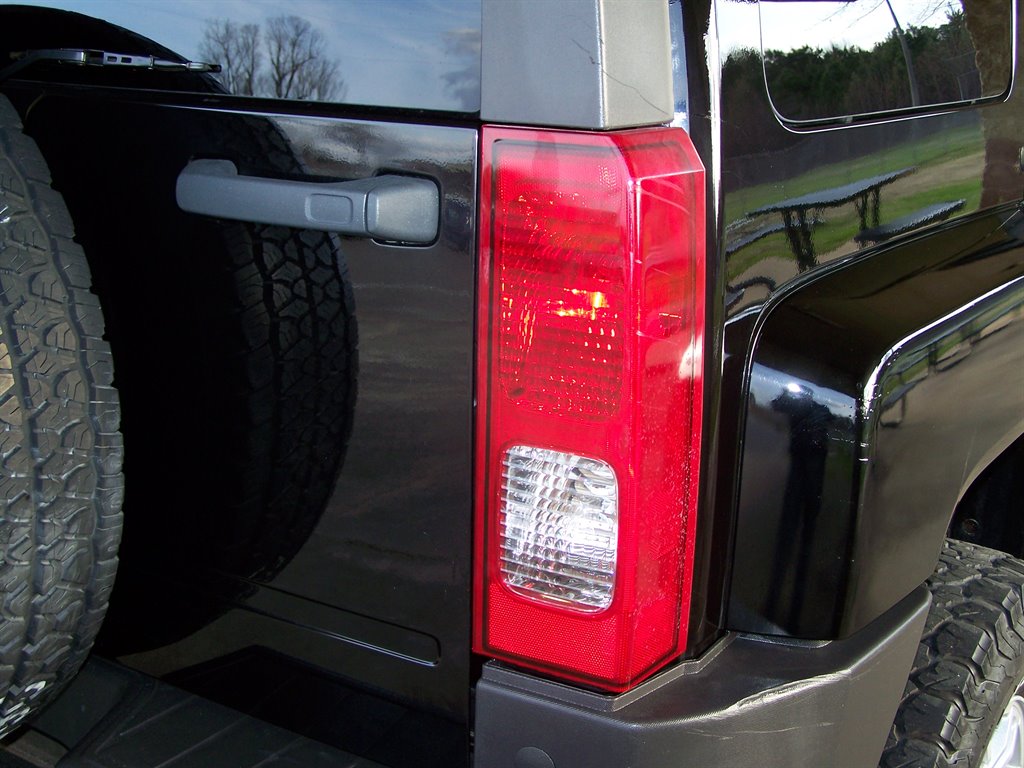 2009 HUMMER H3 - $18,990