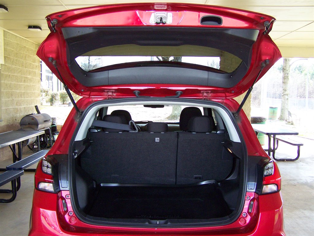 2021 Mitsubishi Outlander - $18,890