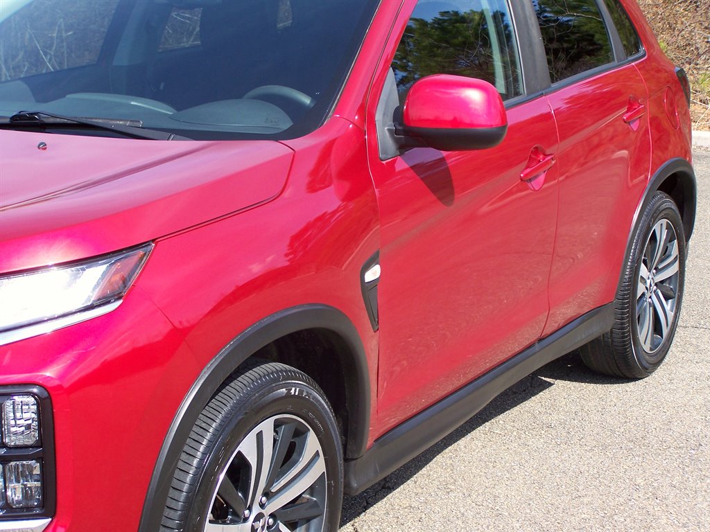 2021 Mitsubishi Outlander - $18,890
