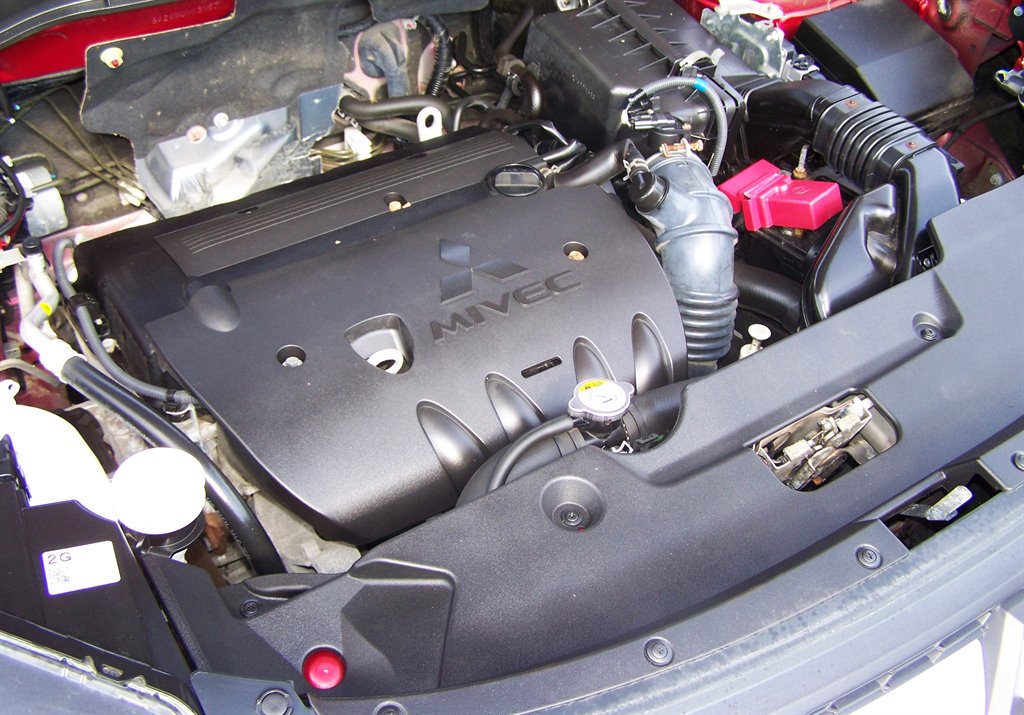 2021 Mitsubishi Outlander - $18,890