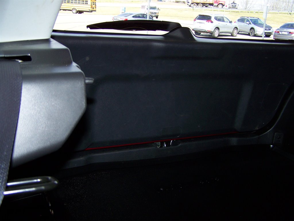 2021 Mitsubishi Outlander - $18,890
