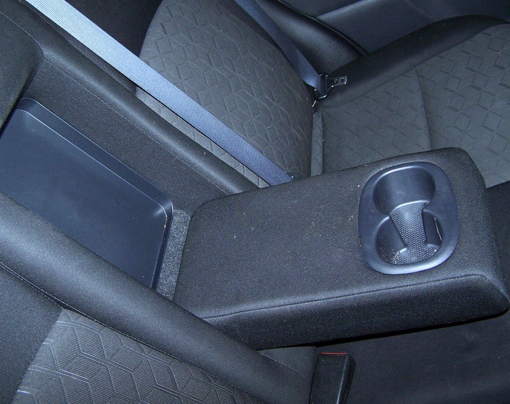 2021 Mitsubishi Outlander - $18,890