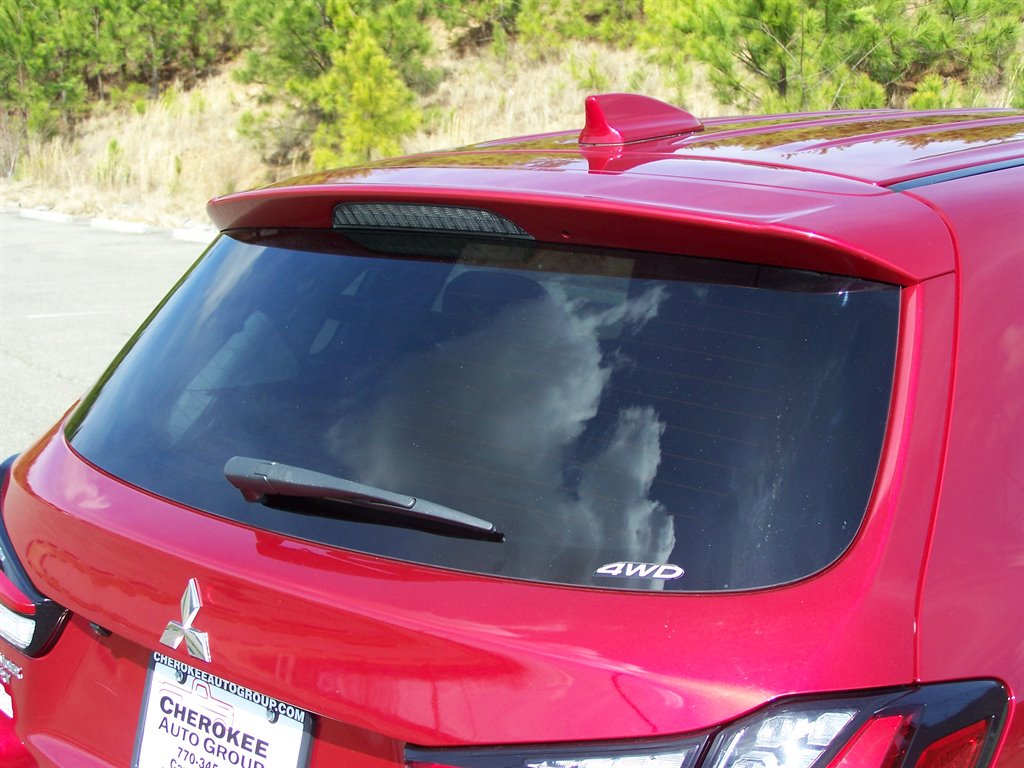 2021 Mitsubishi Outlander - $18,890