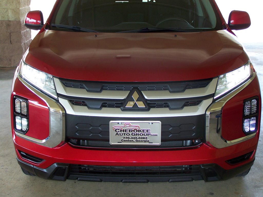 2021 Mitsubishi Outlander - $18,890