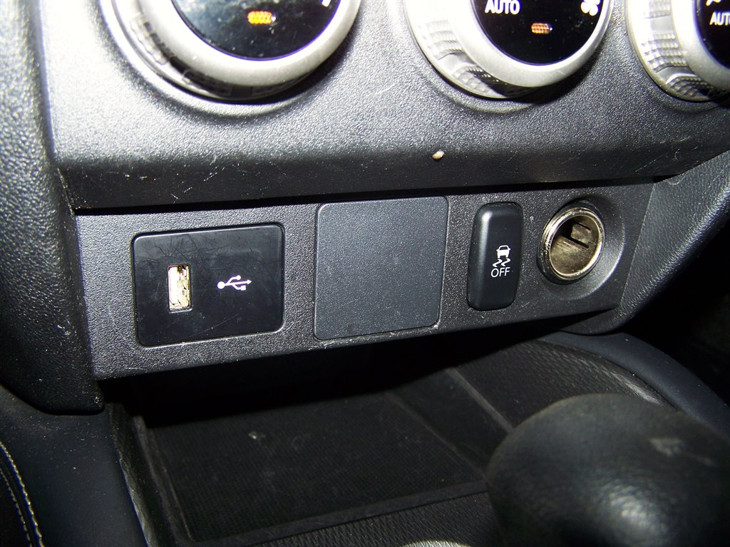 2021 Mitsubishi Outlander - $18,890