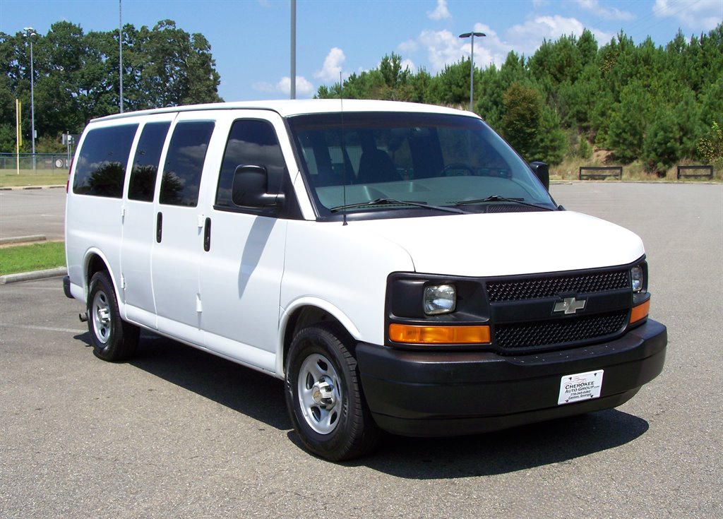 2004 Chevrolet Express - $17,890