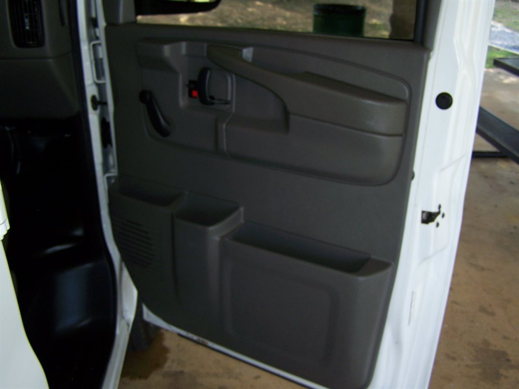 2004 Chevrolet Express - $17,890