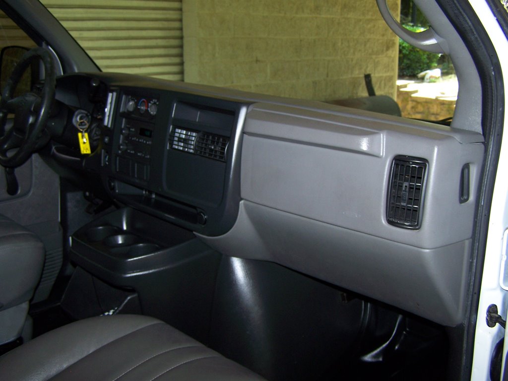2004 Chevrolet Express - $17,890