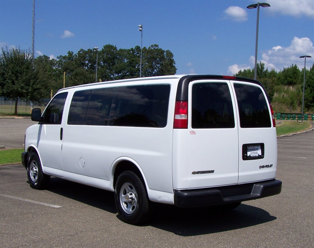 2004 Chevrolet Express - $17,890