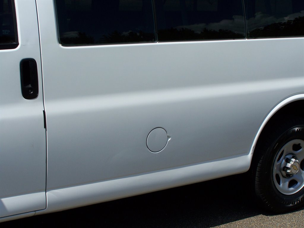 2004 Chevrolet Express - $17,890