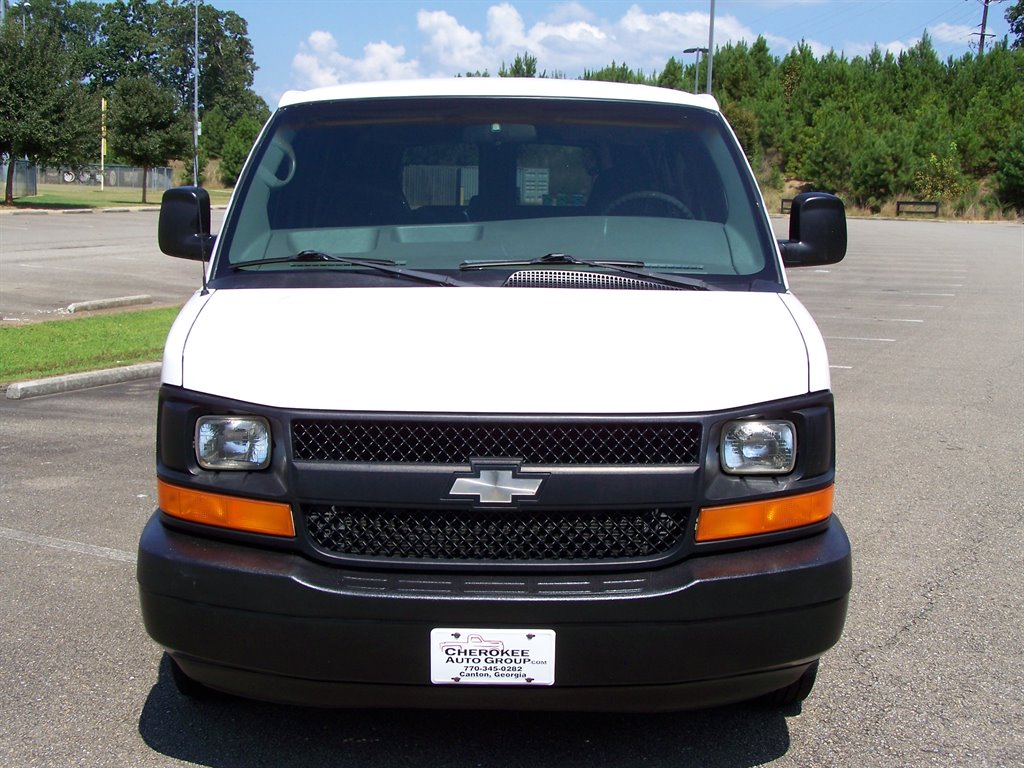 2004 Chevrolet Express - $17,890