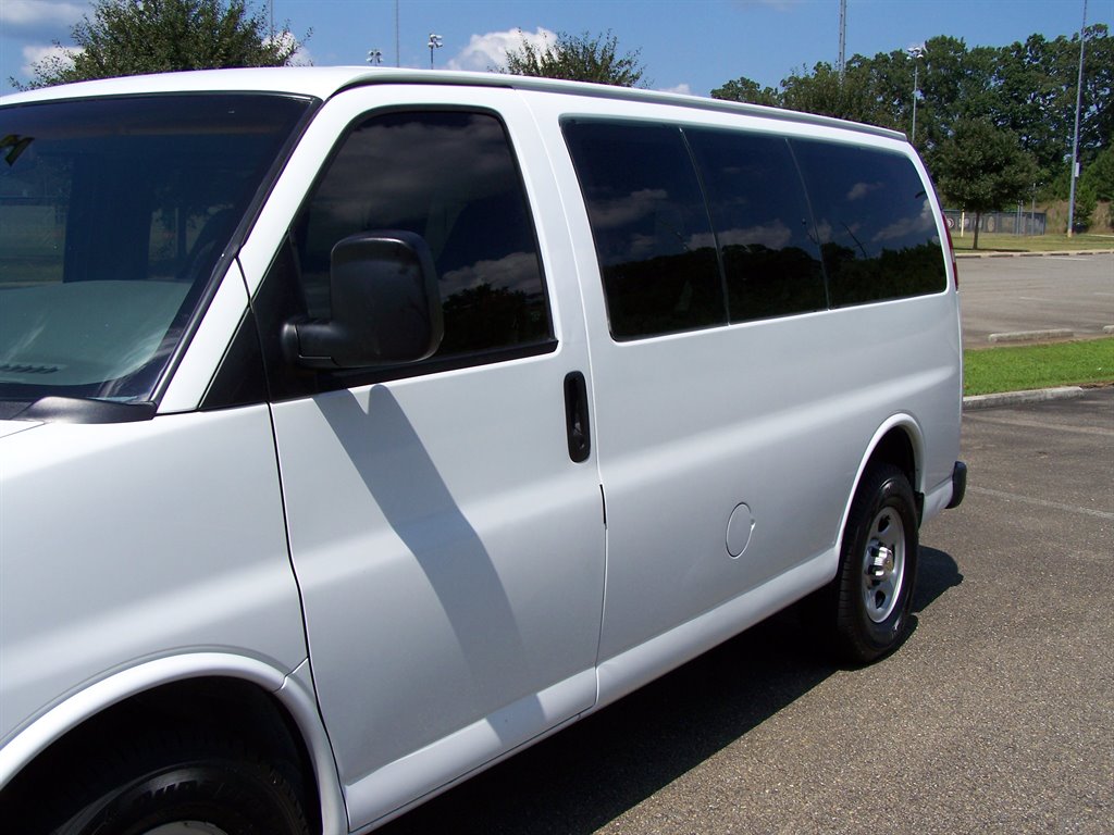 2004 Chevrolet Express - $17,890