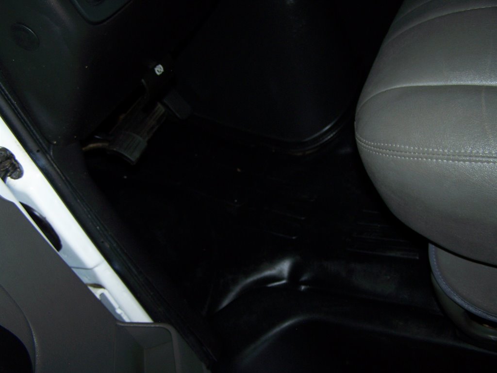 2004 Chevrolet Express - $17,890