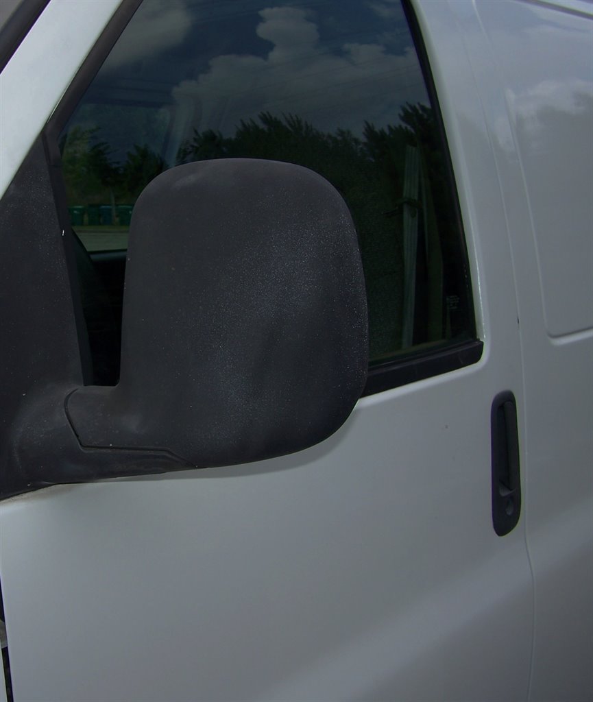 2002 Chevrolet G3500 VAN - $13,890
