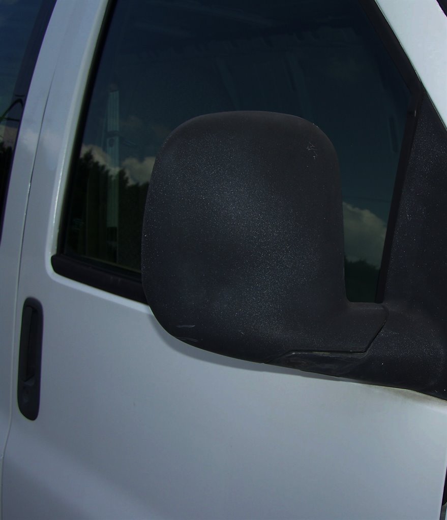 2002 Chevrolet G3500 VAN - $13,890