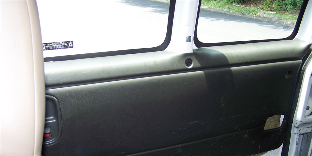 2002 Chevrolet G3500 VAN - $13,890