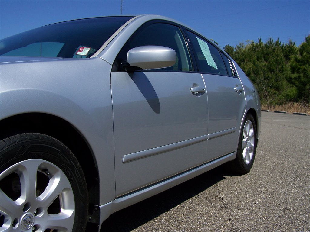 2008 Nissan Maxima - $10,890