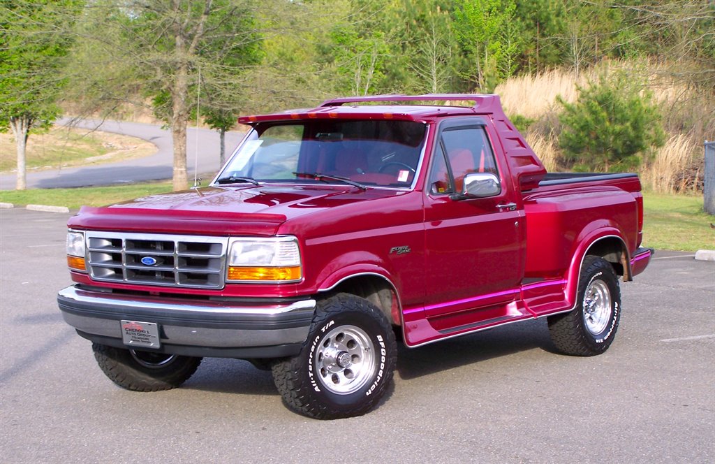 1992 Ford F-150 - $32,890