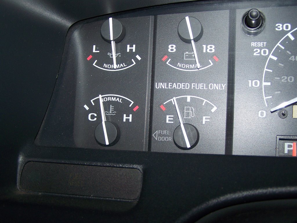 1992 Ford F-150 - $32,890