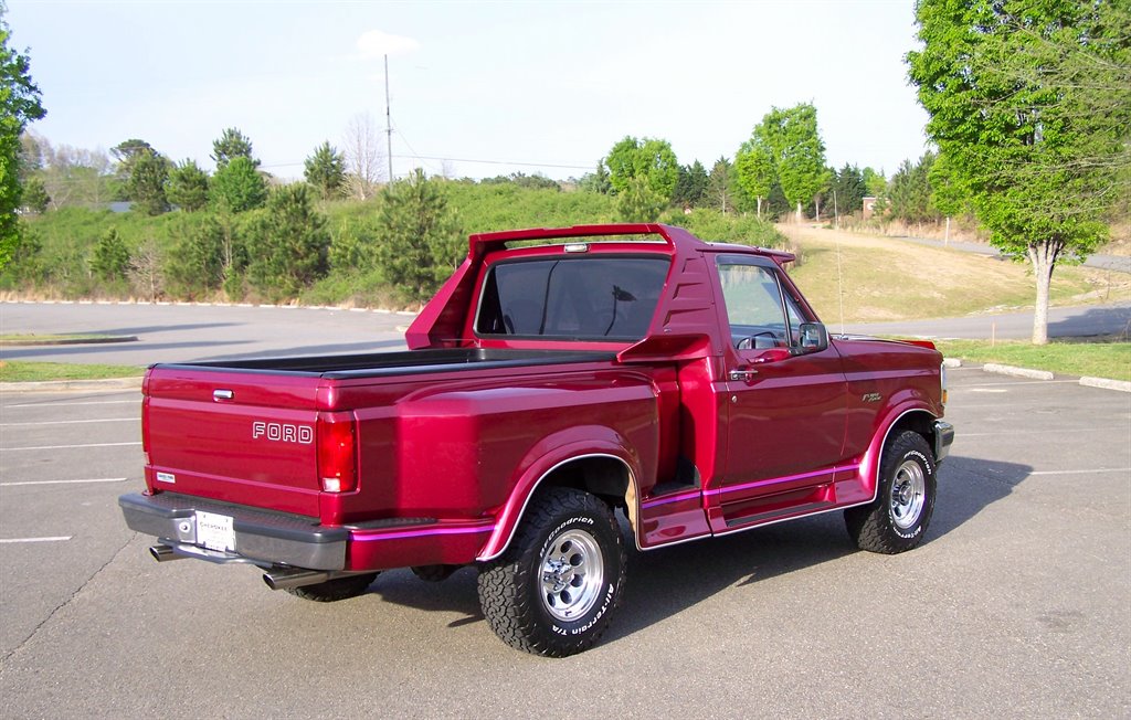 1992 Ford F-150 - $32,890