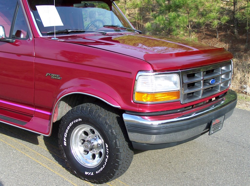 1992 Ford F-150 - $32,890
