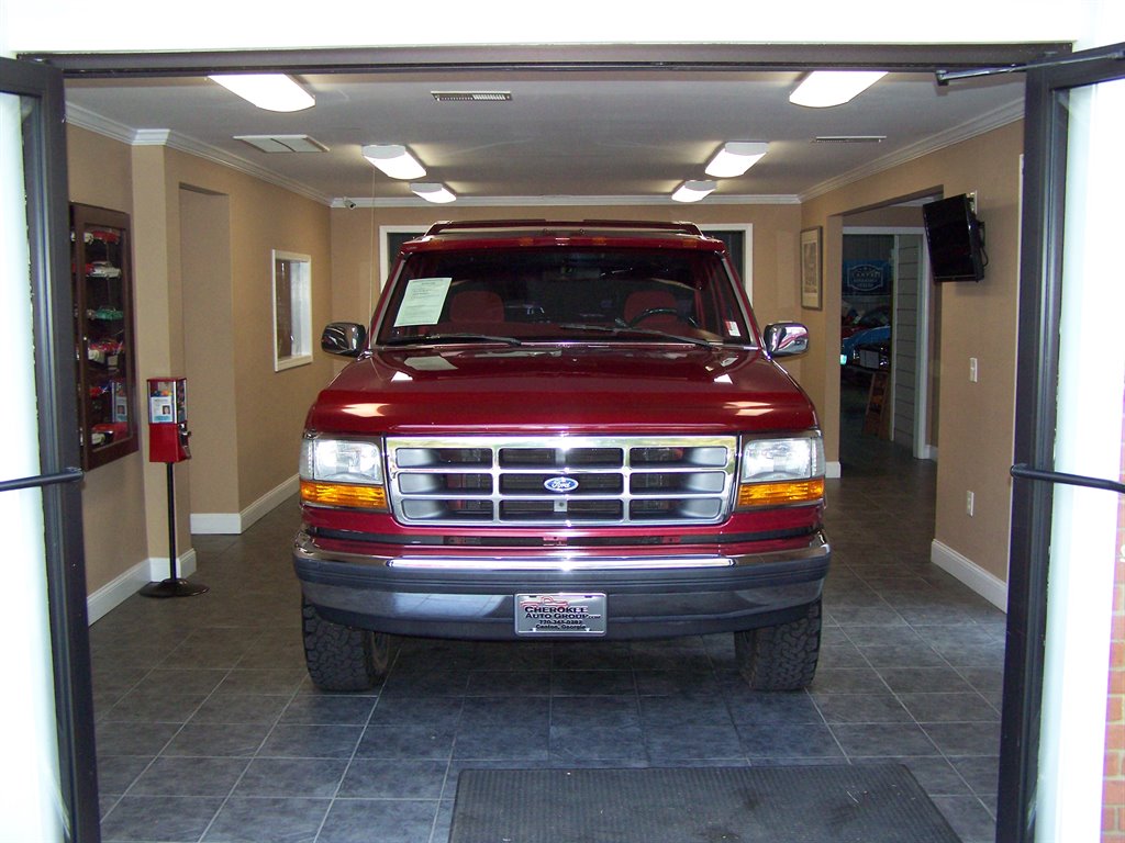 1992 Ford F-150 - $32,890